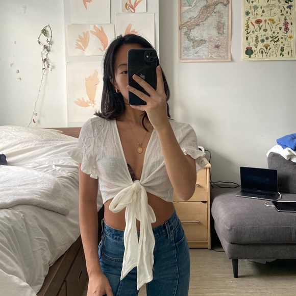 Princess polly tie/wrap top - Picture 2 of 3